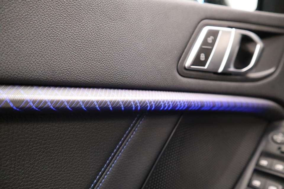 Car picture 9