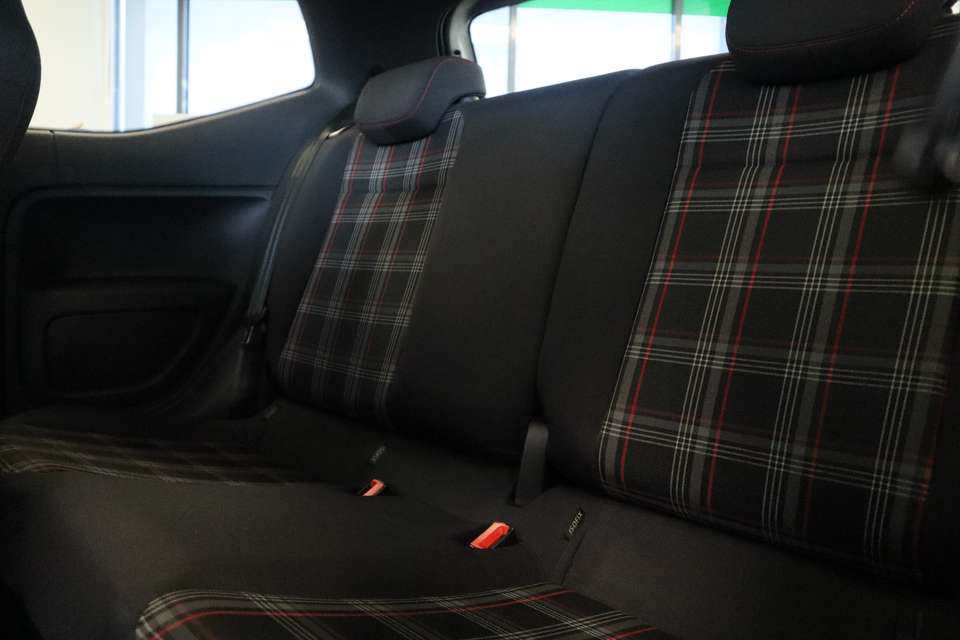 Car picture 19
