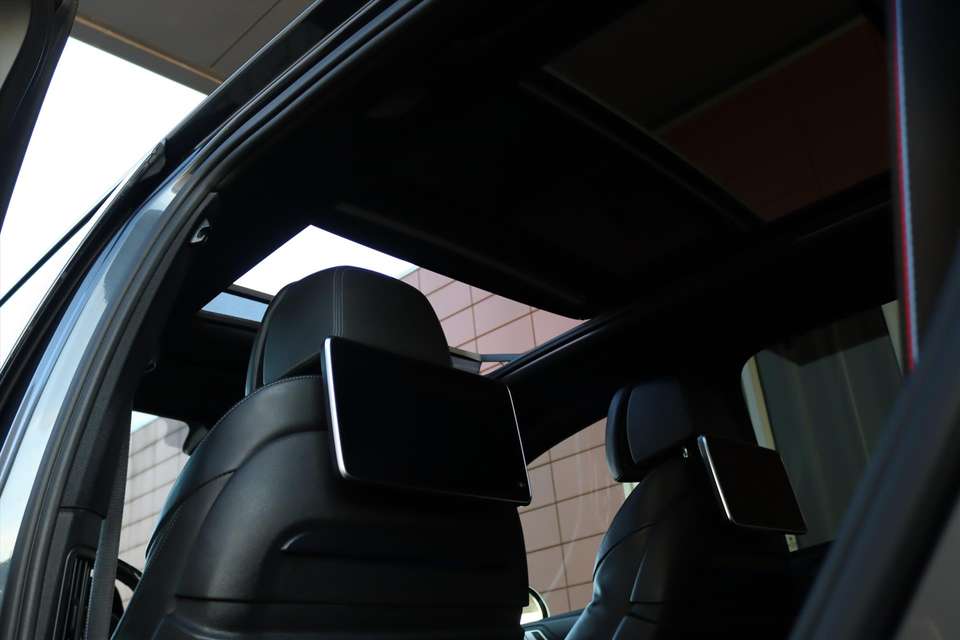 Car picture 17