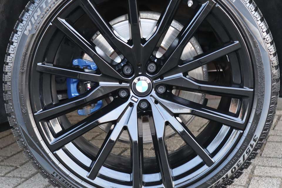 Car picture 18