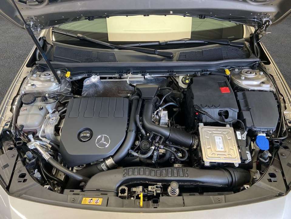 Mercedes-Benz A 180 - Imagem 9