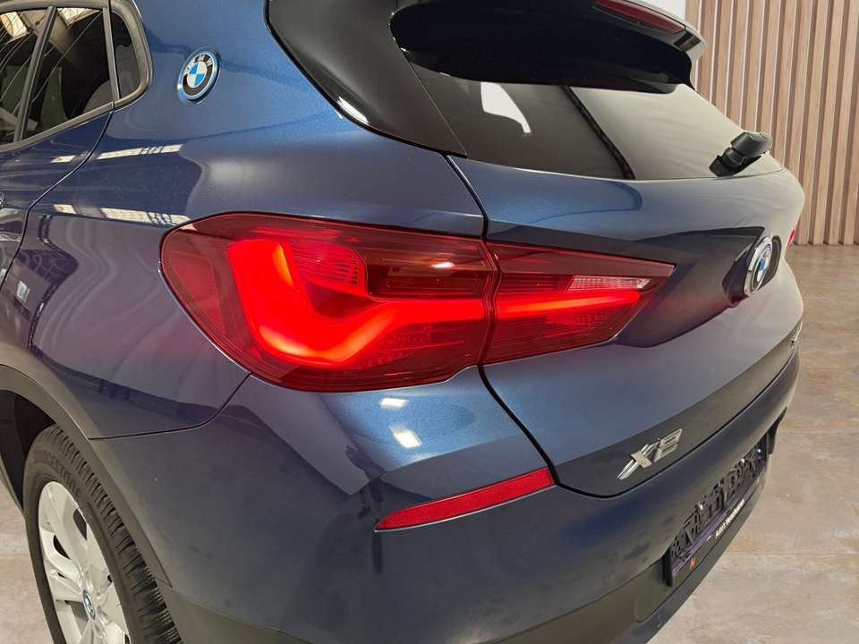 Car picture 9