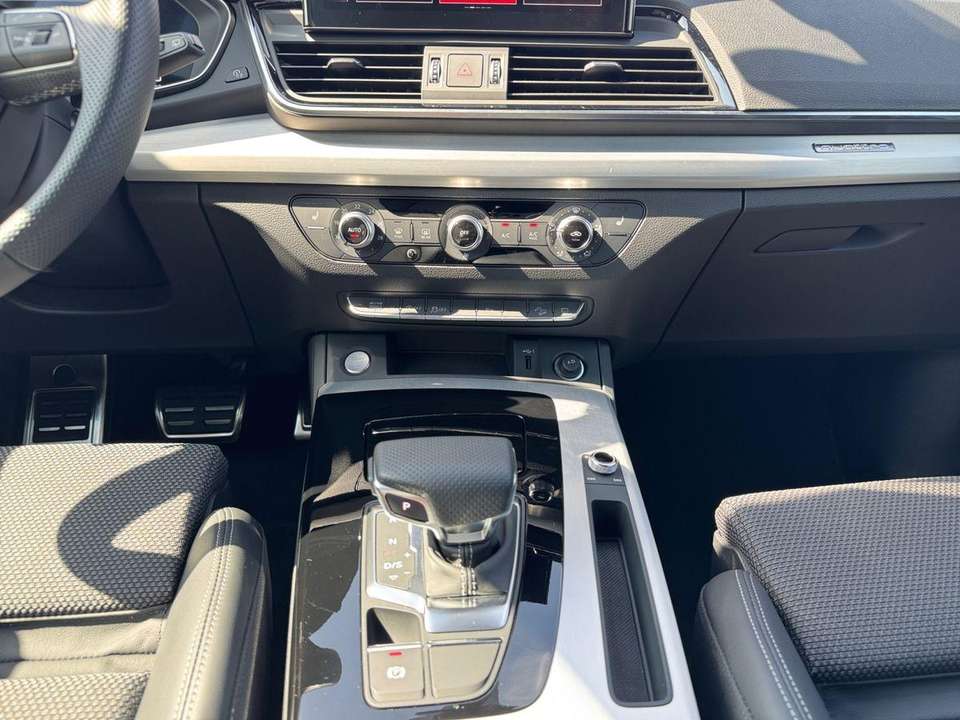 Car picture 11