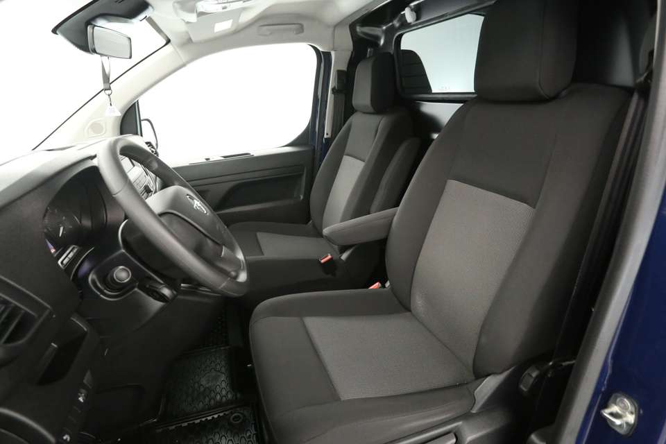 Car picture 9