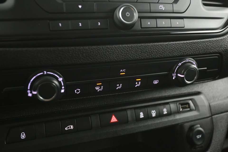 Car picture 18