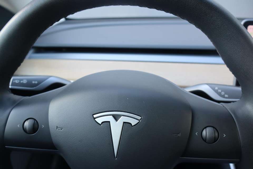 Car picture 9