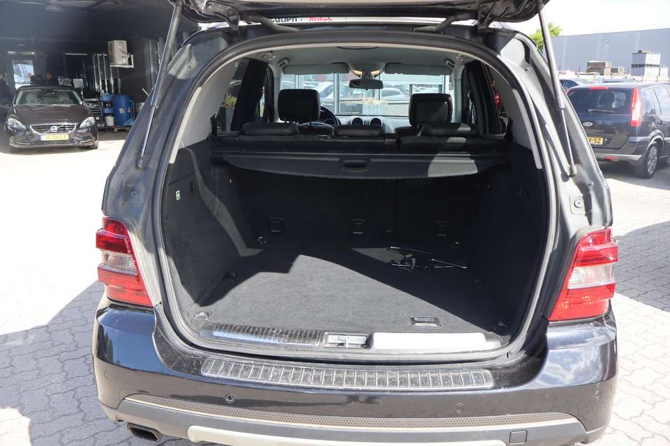 Car picture 19