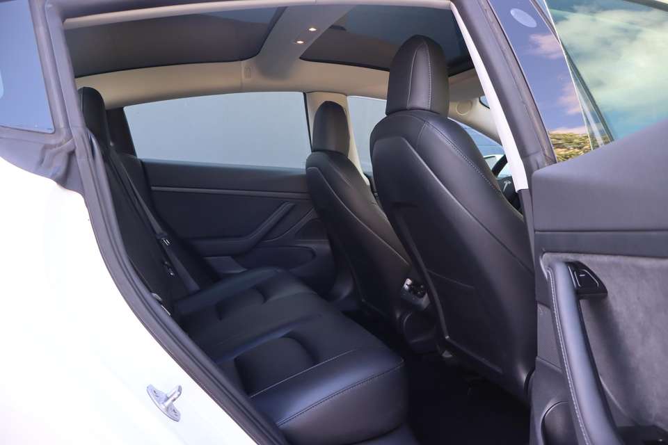 Car picture 18