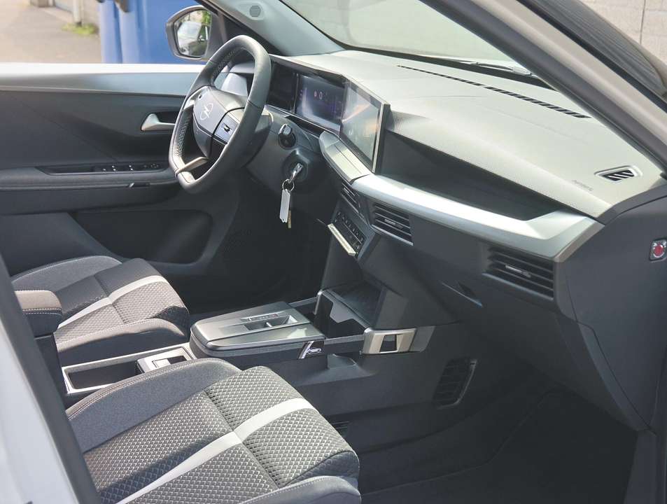 Car picture 9