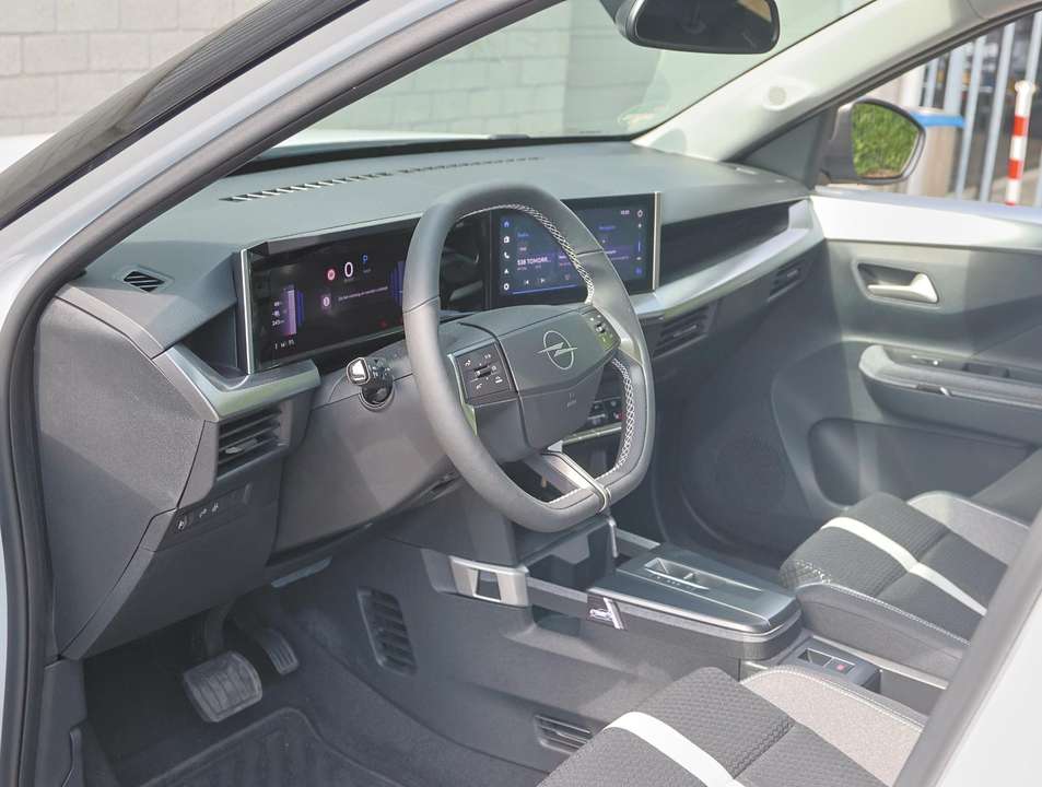 Car picture 11