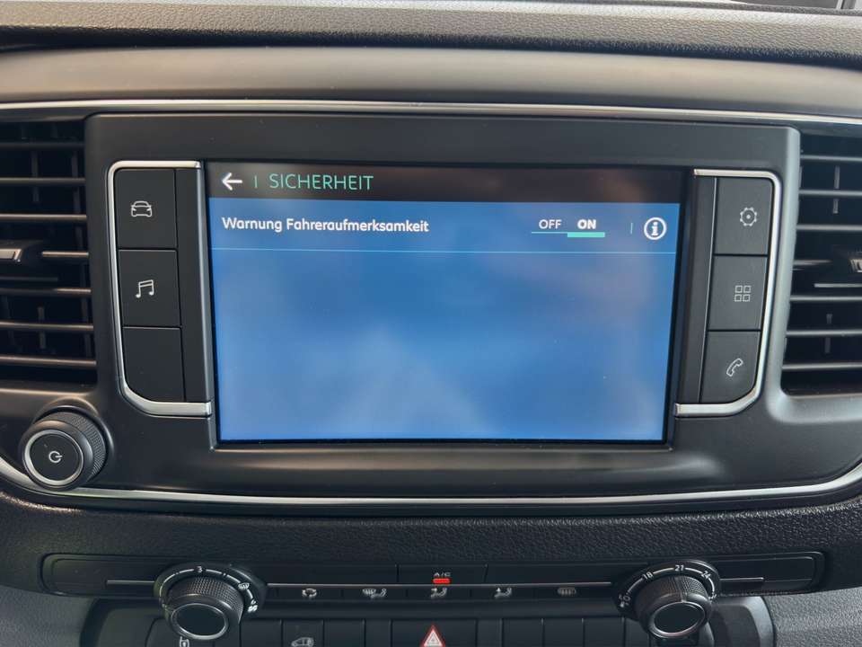 Car picture 11