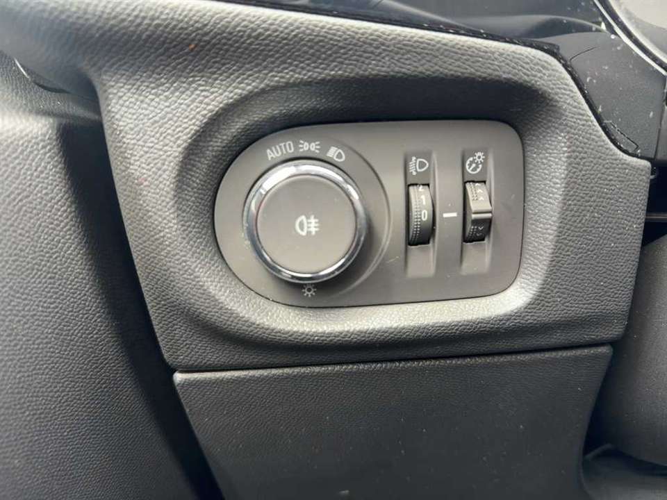 Opel Corsa - Imagem 14