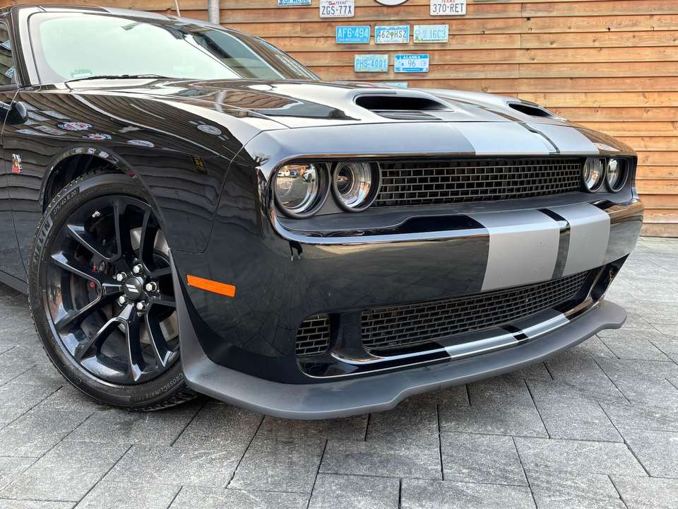 Dodge Challenger - Imagem 4