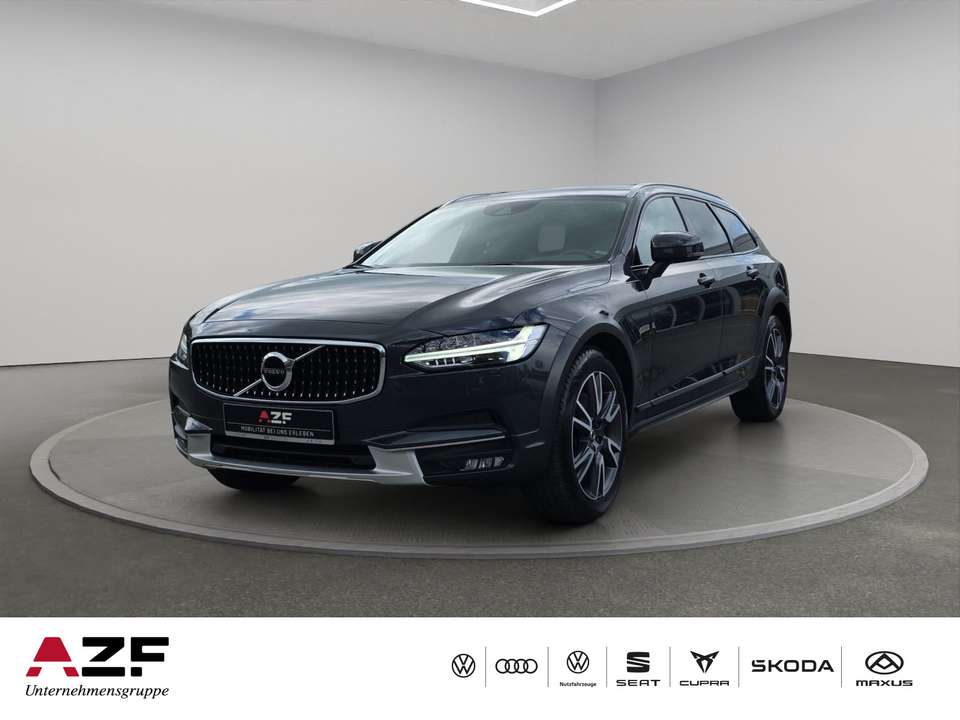 Volvo V90 Cross Country - Imagem 1