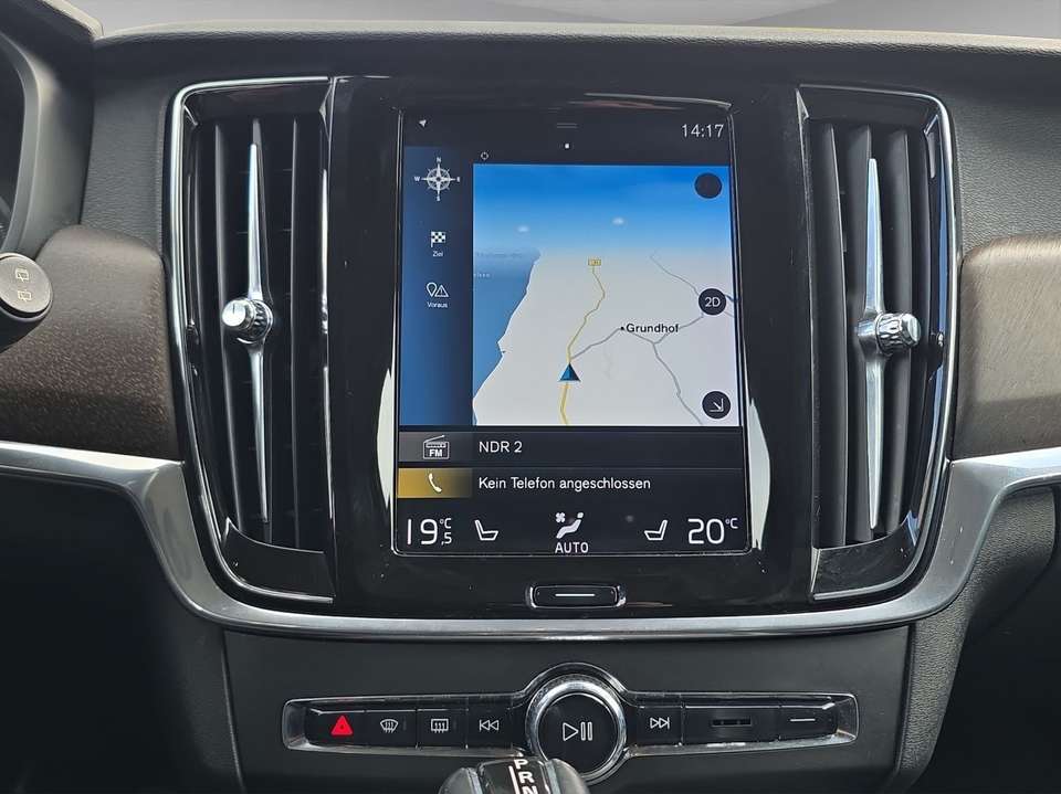 Volvo V90 Cross Country - Imagem 11