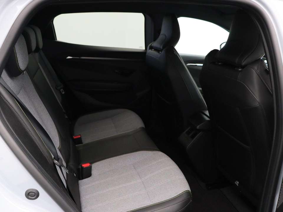 Renault Megane E-Tech - Imagem 8