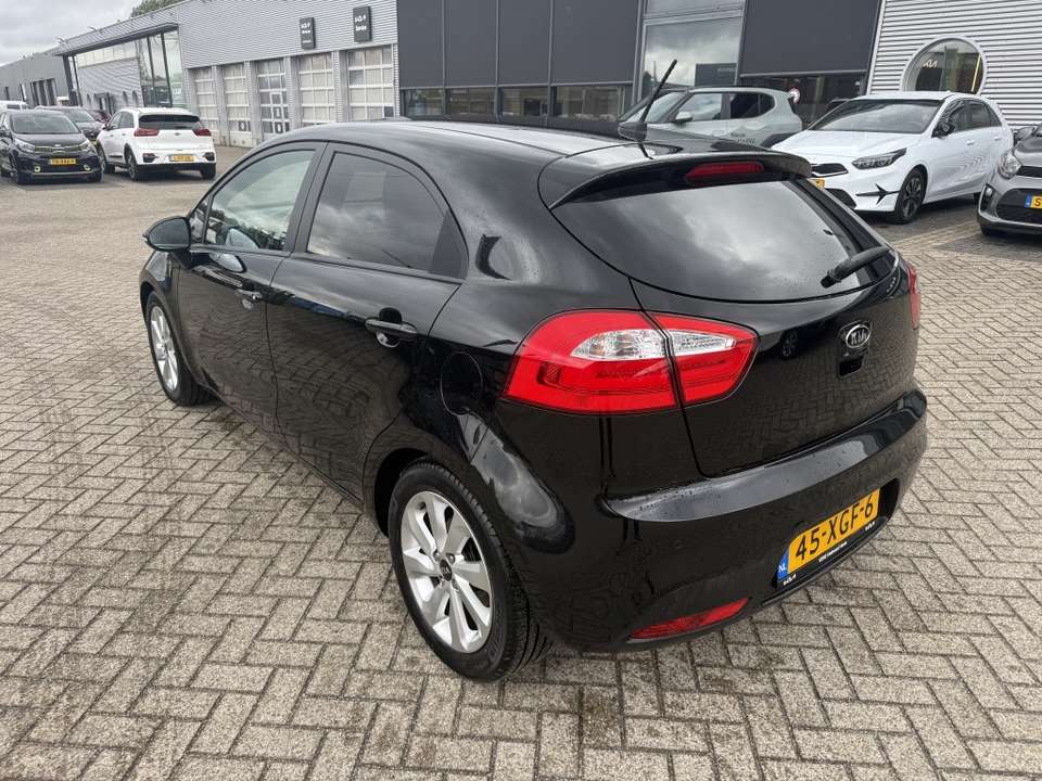 Kia Rio - Imagem 5