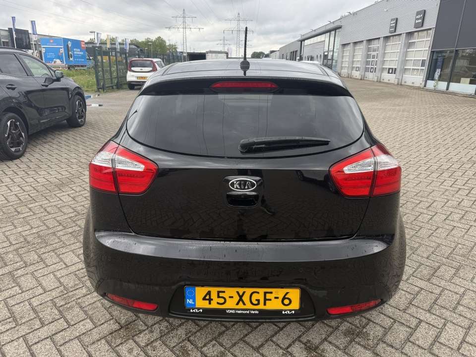 Kia Rio - Imagem 6