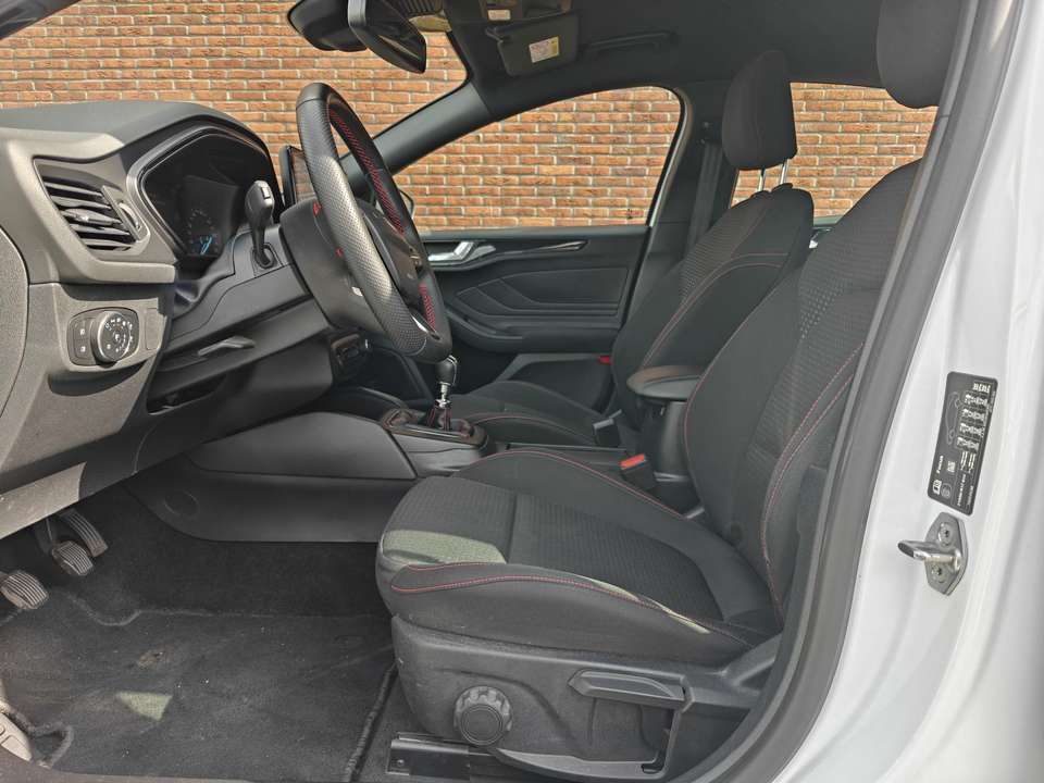Ford Focus - Imagem 8