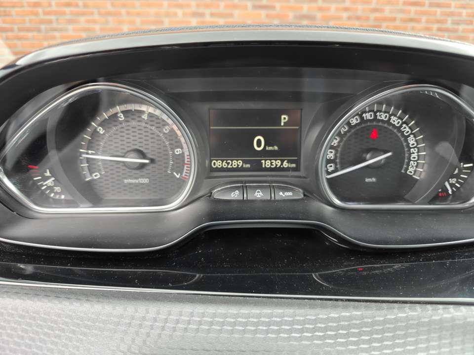 Peugeot 2008 - Imagem 8