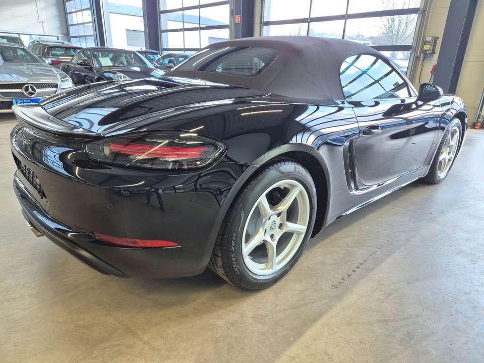 Porsche Boxster - Imagem 11