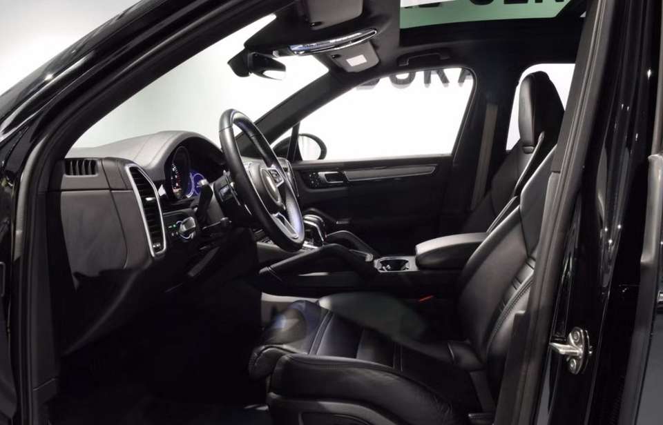 Porsche Cayenne - Imagem 4