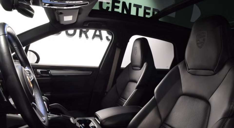 Porsche Cayenne - Imagem 9