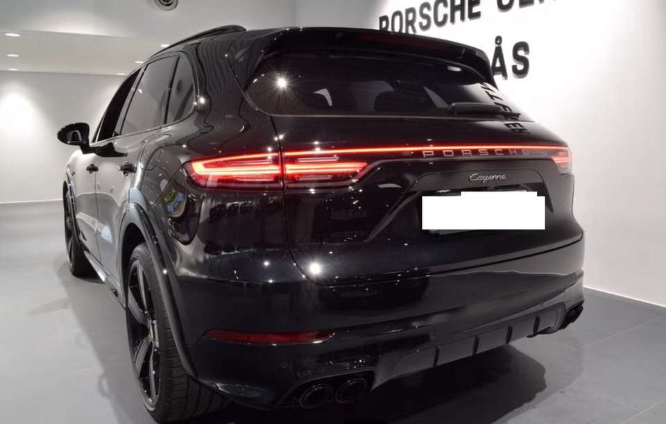 Porsche Cayenne - Imagem 14