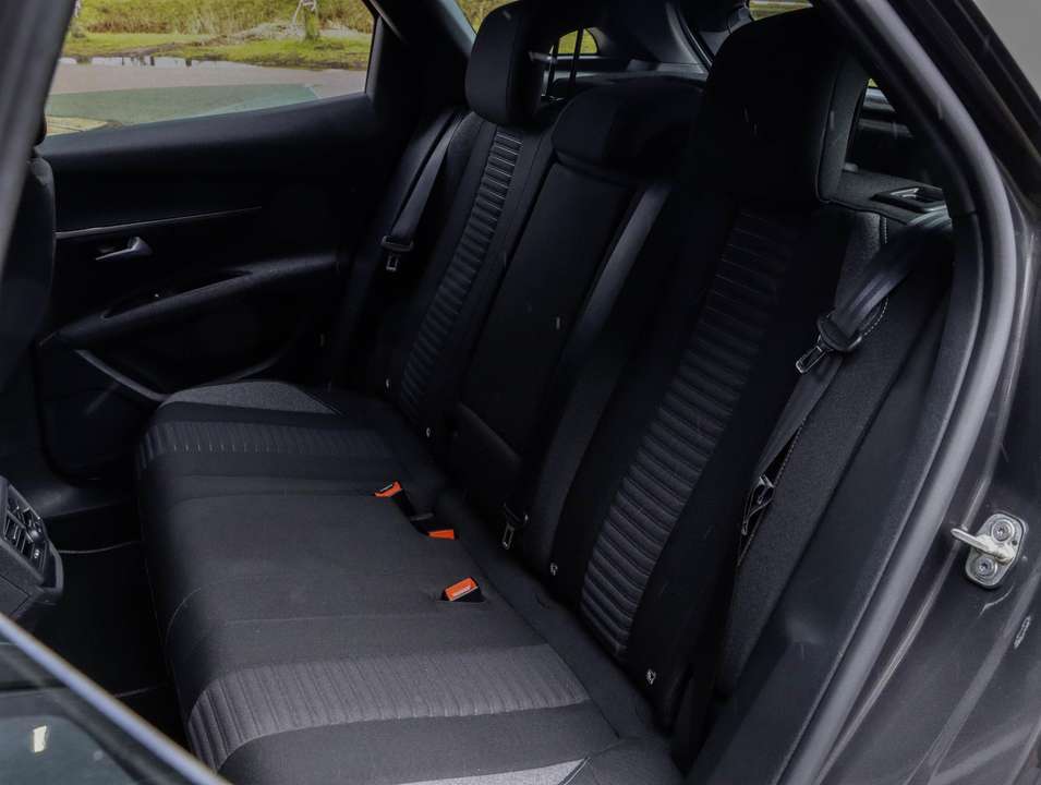 Car picture 9
