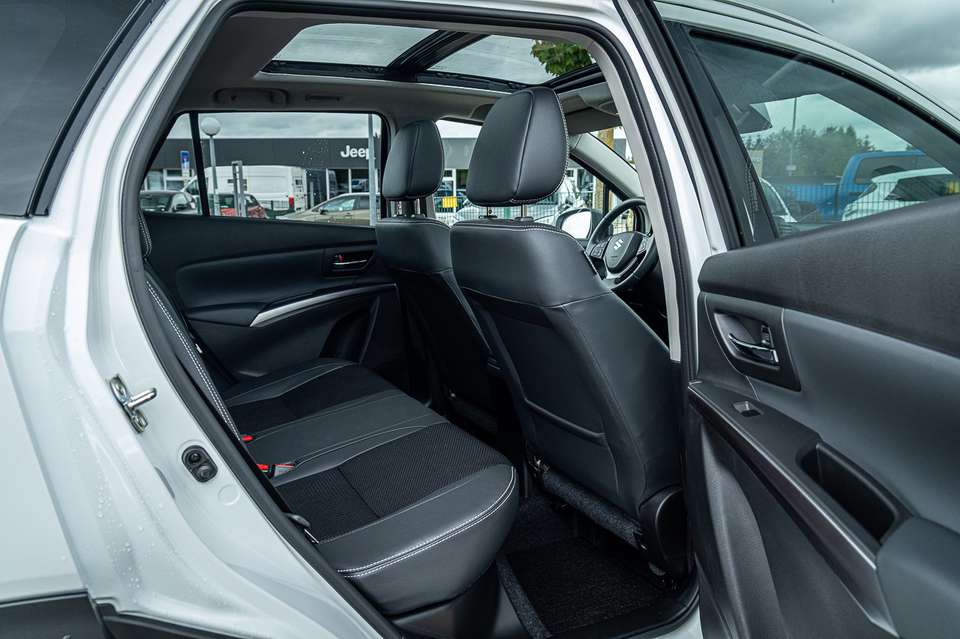 Suzuki SX4 S-Cross - Imagem 12