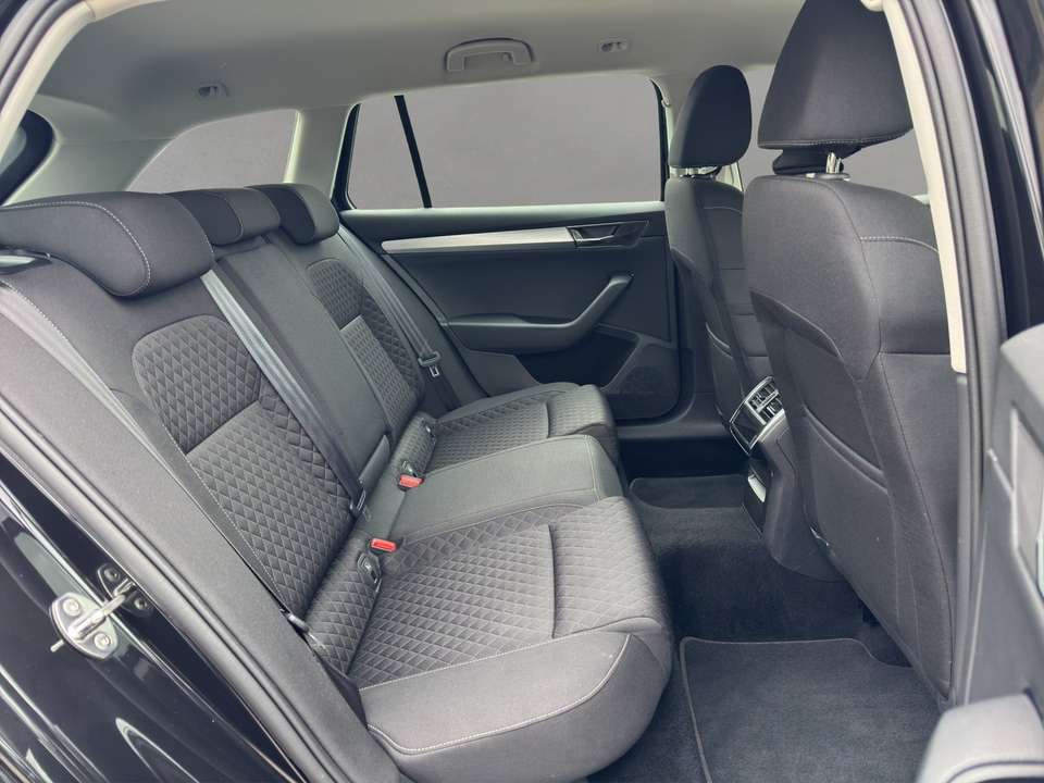 Car picture 11