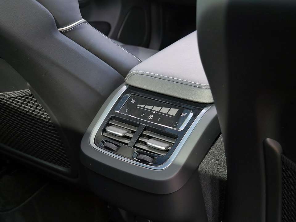 Car picture 10