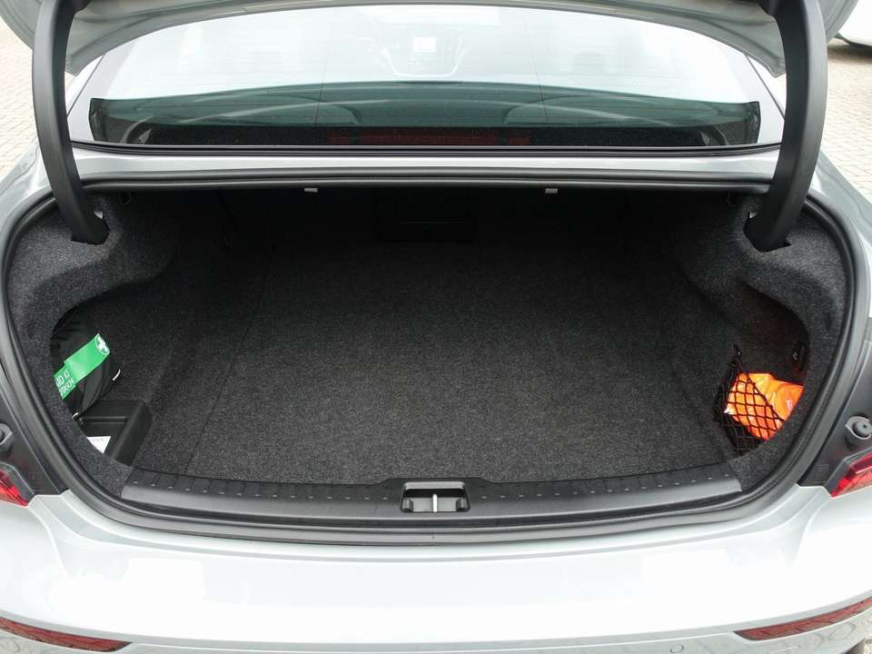 Car picture 11