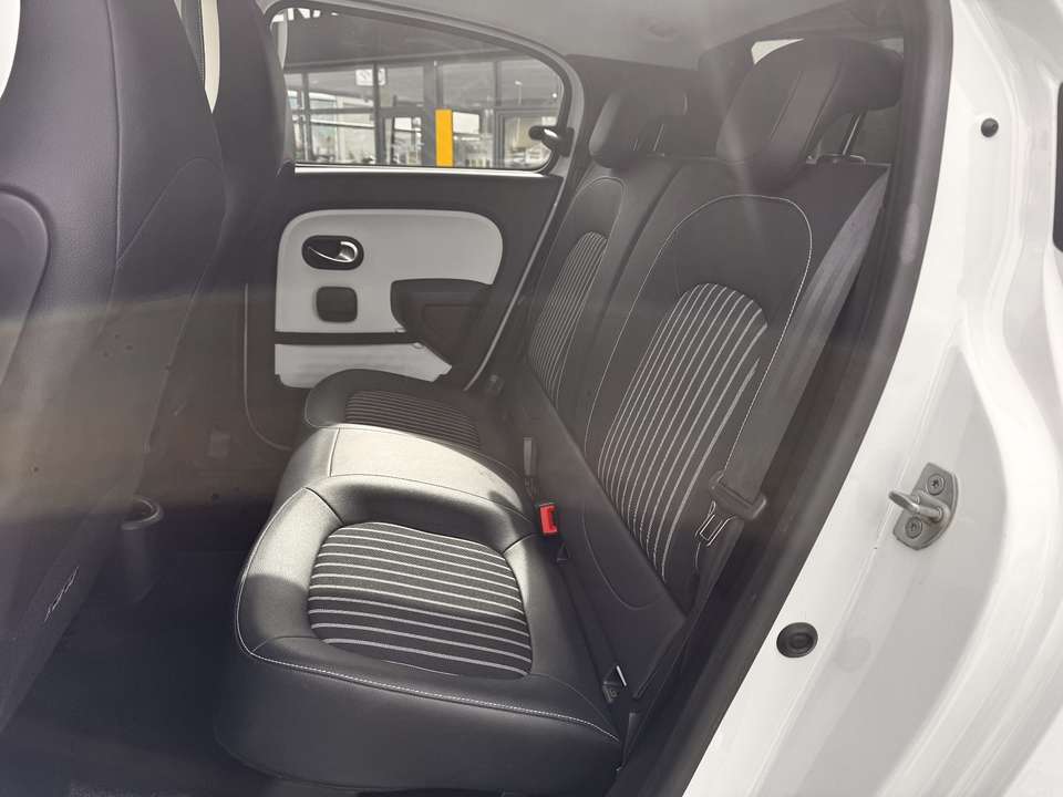 Car picture 11