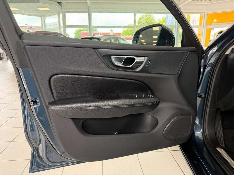 Car picture 10