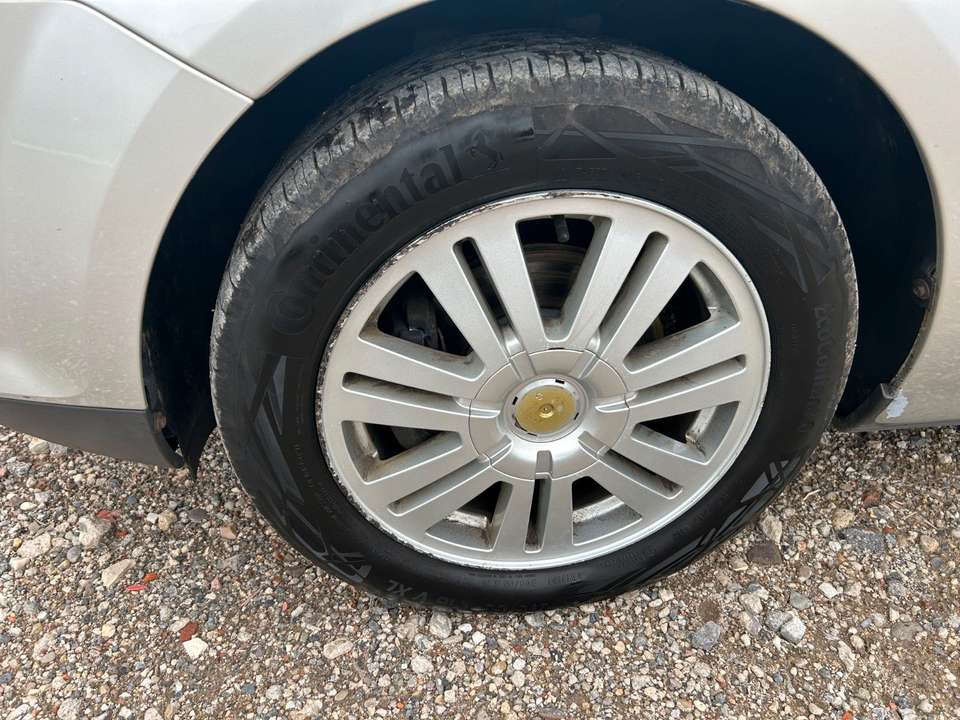 Car picture 9