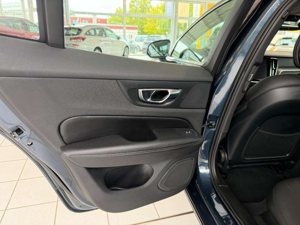 Car picture 14
