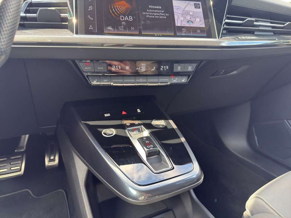 Car picture 11