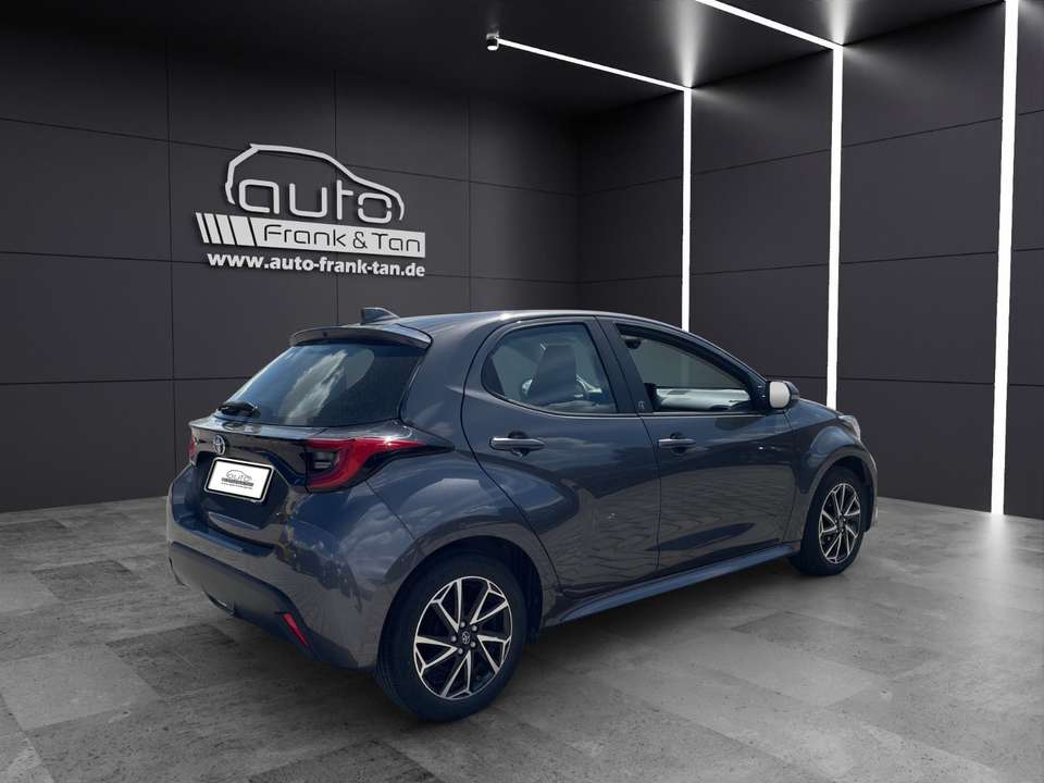 Toyota Yaris - Imagem 6