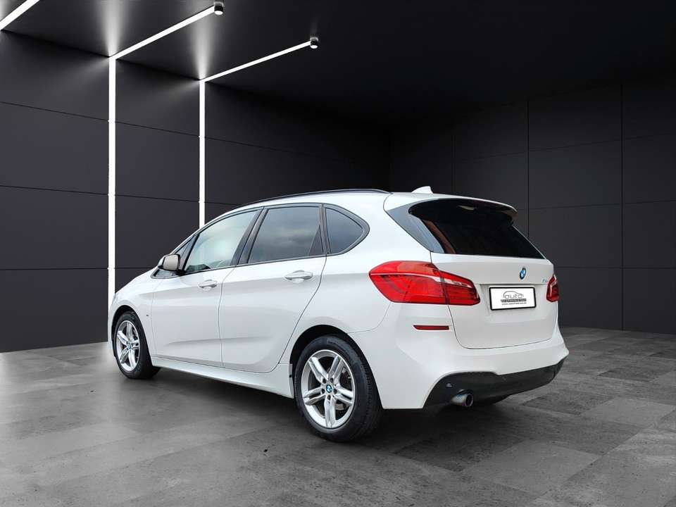 BMW 218 - Imagem 4