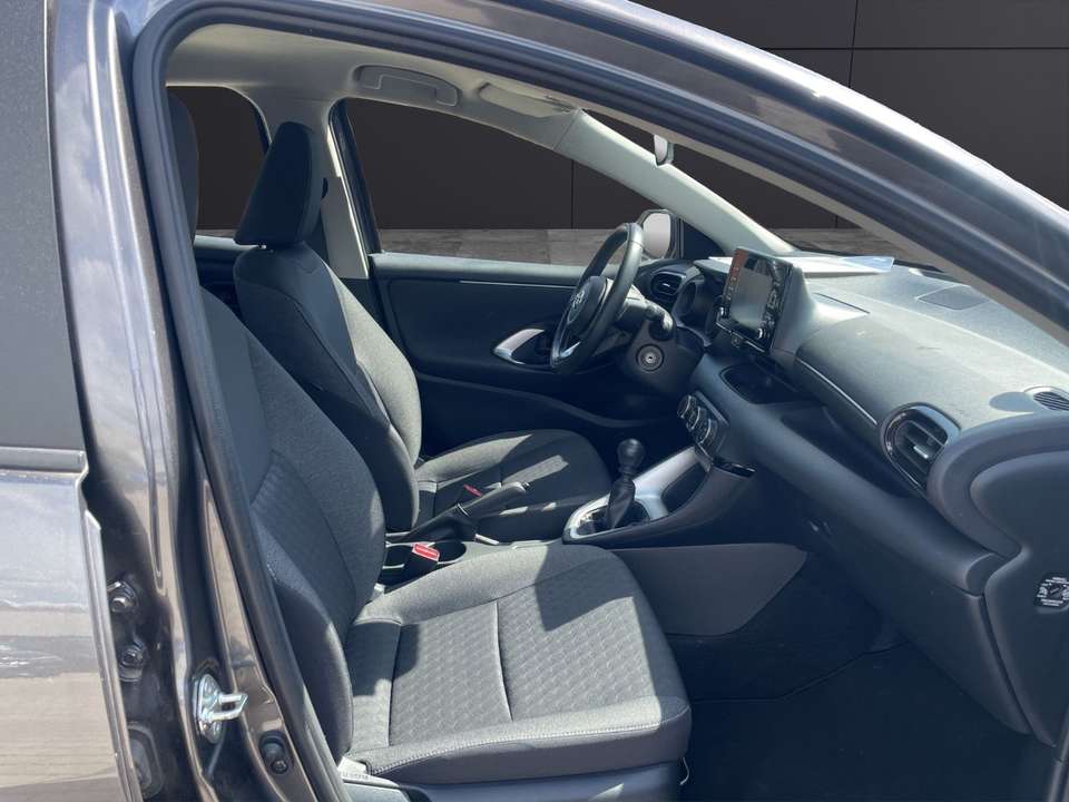 Toyota Yaris - Imagem 11