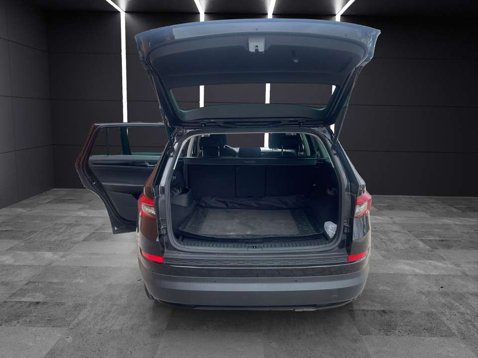 Car picture 9
