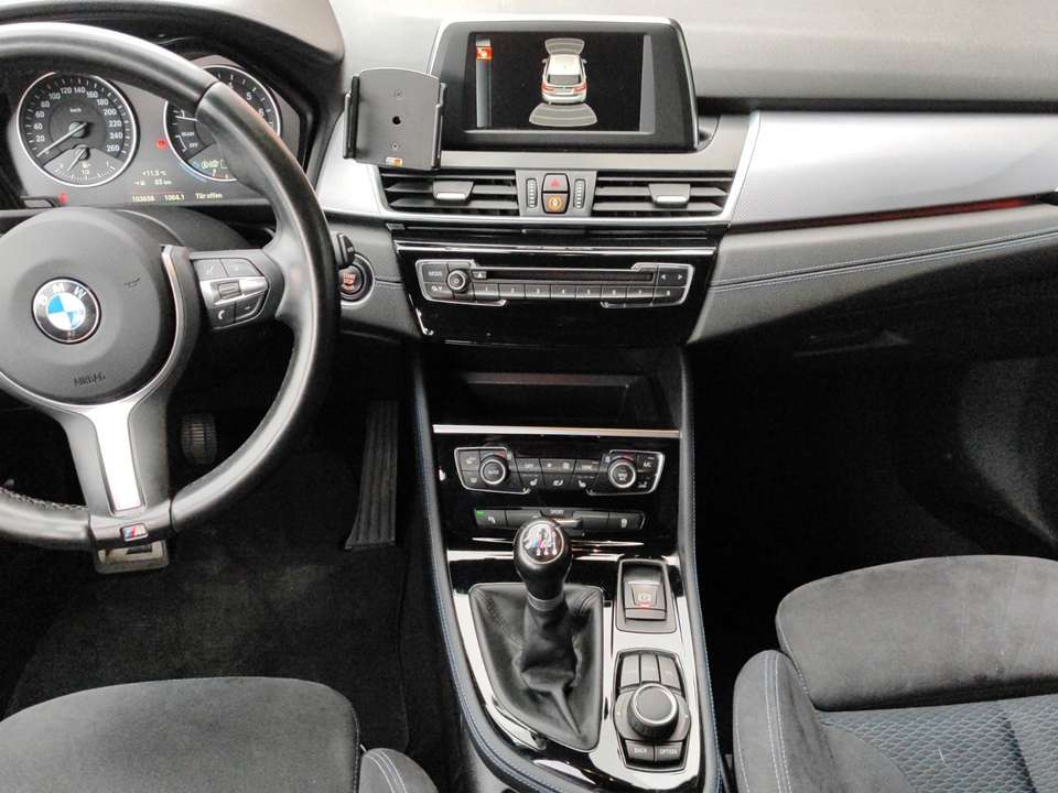 BMW 218 - Imagem 10