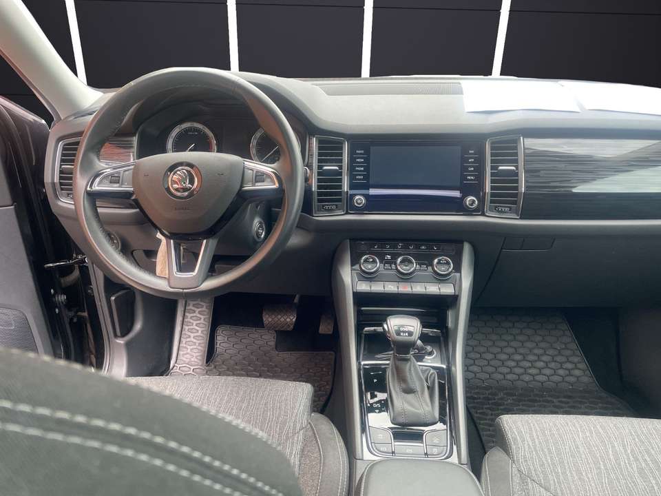 Car picture 11