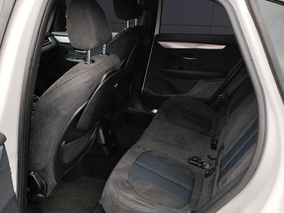 BMW 218 - Imagem 12