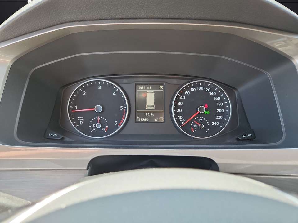 Volkswagen T6 Multivan - Imagem 13