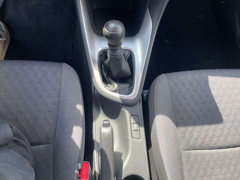 Toyota Yaris - Imagem 15