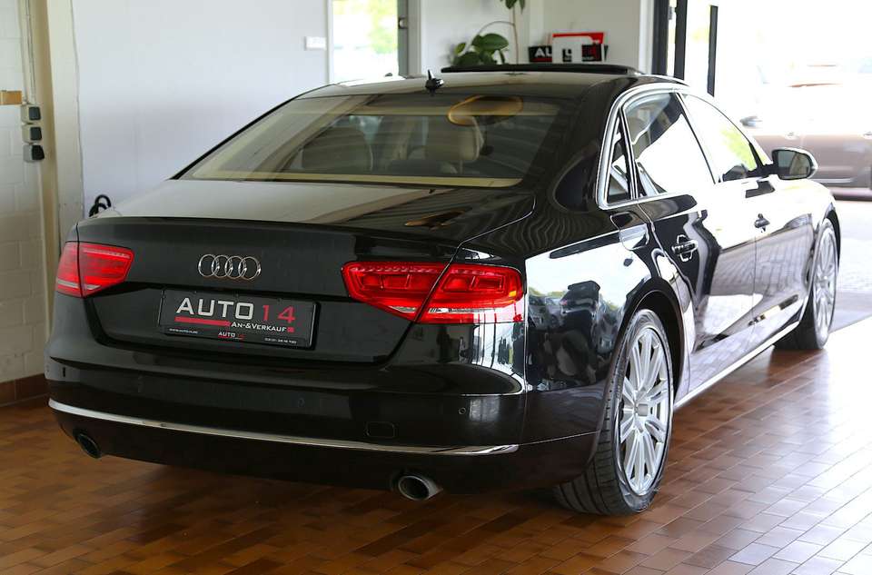 Audi A8 - Imagem 2