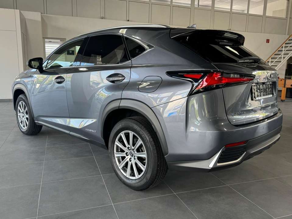 Lexus NX 300 - Imagem 4