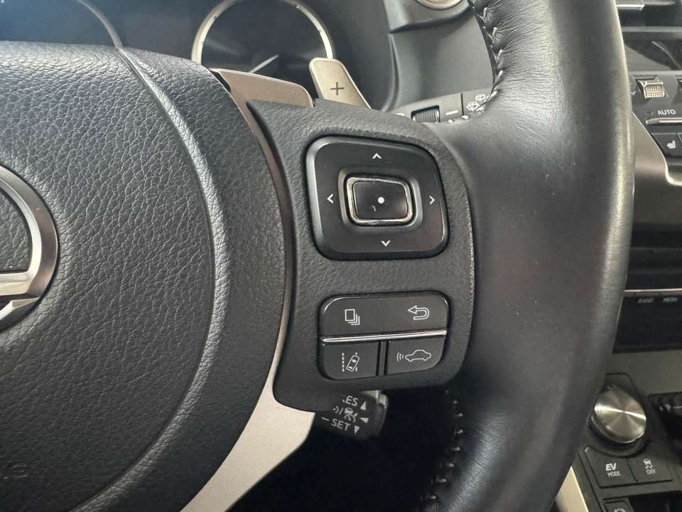 Lexus NX 300 - Imagem 10
